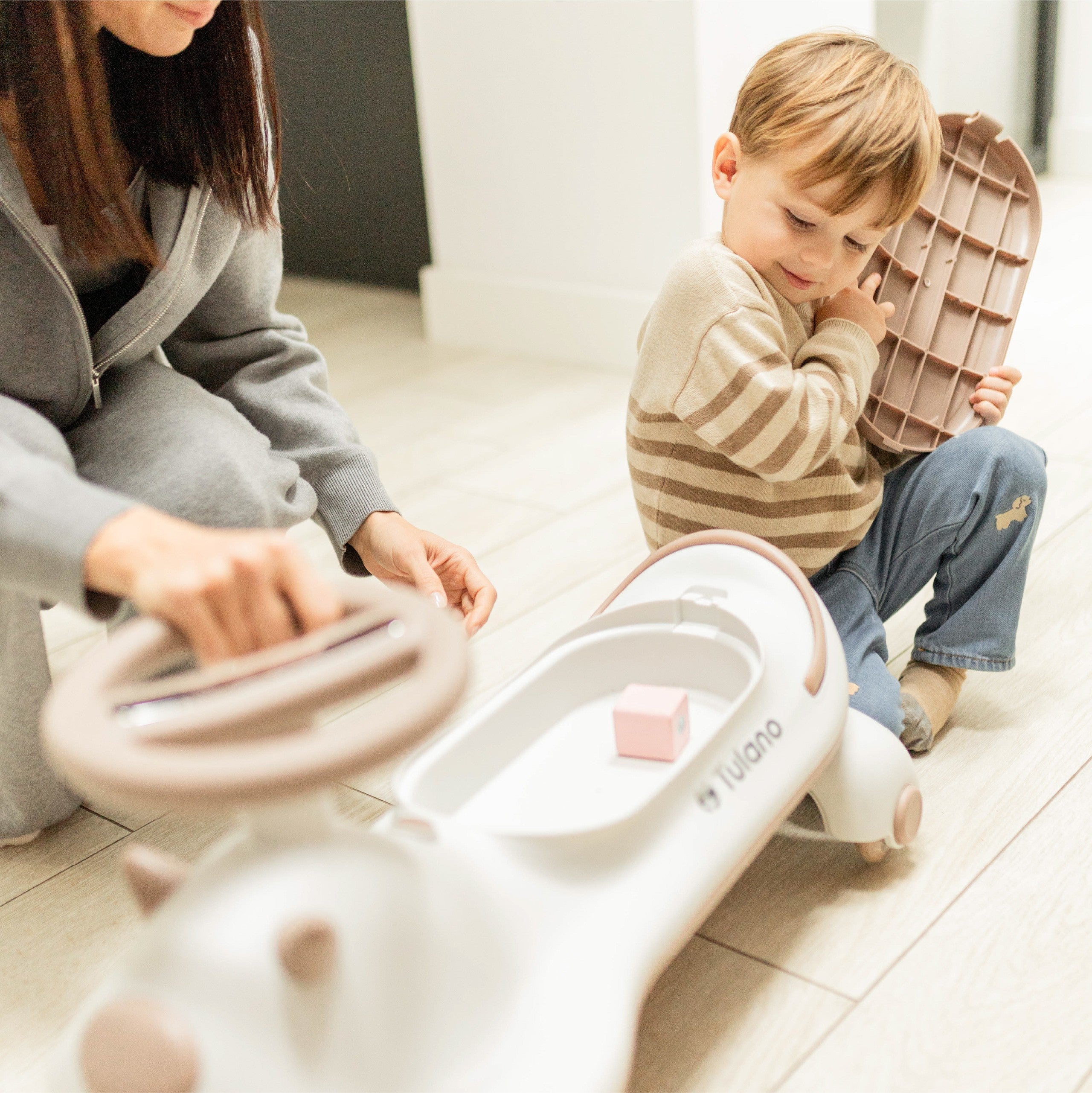 Jeździk dla dzieci grawitacyjny LED Tulano Focus 45 Grey