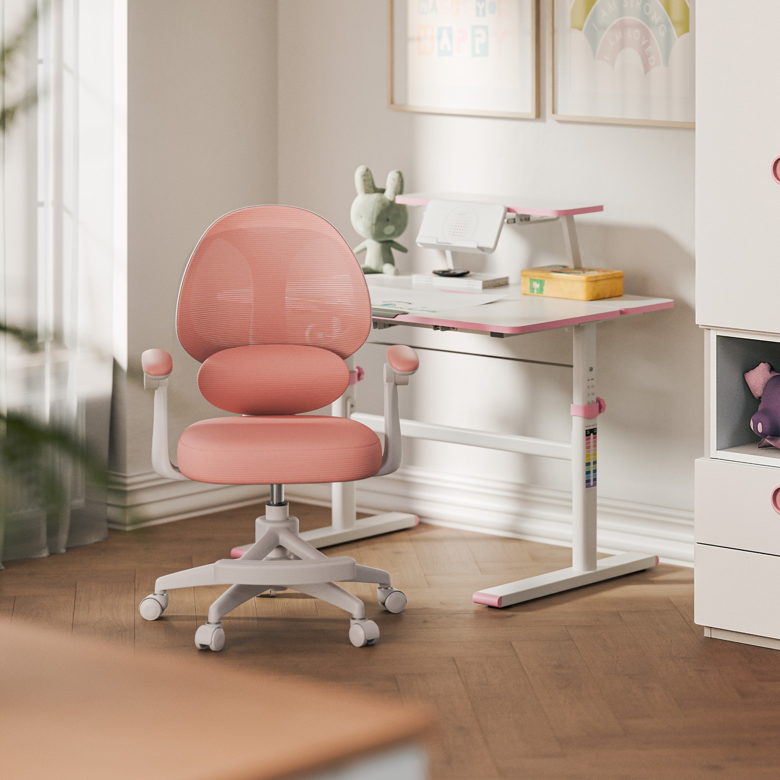 OUTLET Fotel regulowany dla dziecka Mark Adler Junior 4.5 Pink