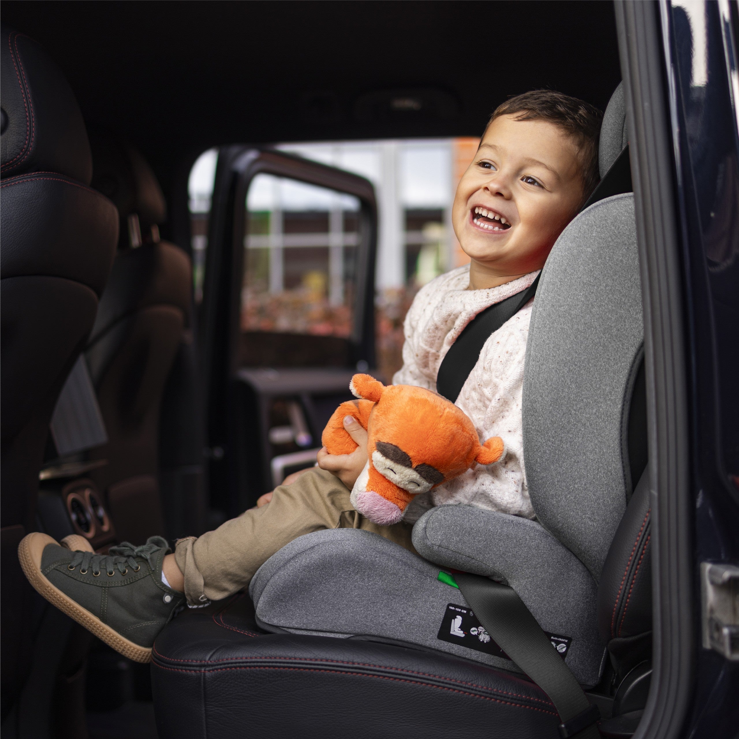 Fotelik samochodowy Tulano Joy 35 Grey ISOFIX 100-150cm I-Size