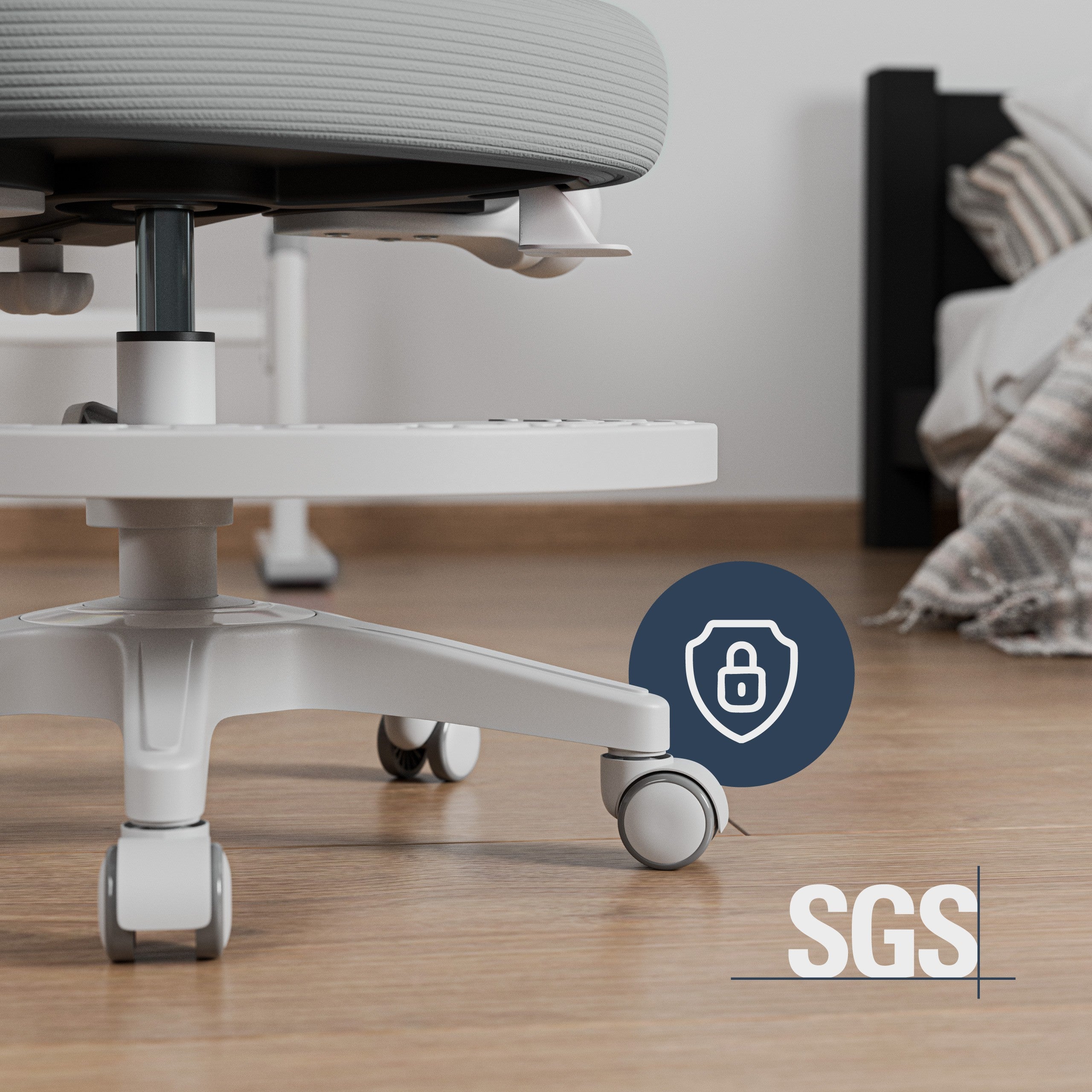 Fotel regulowany dla dziecka Mark Adler Junior 5.0 Grey