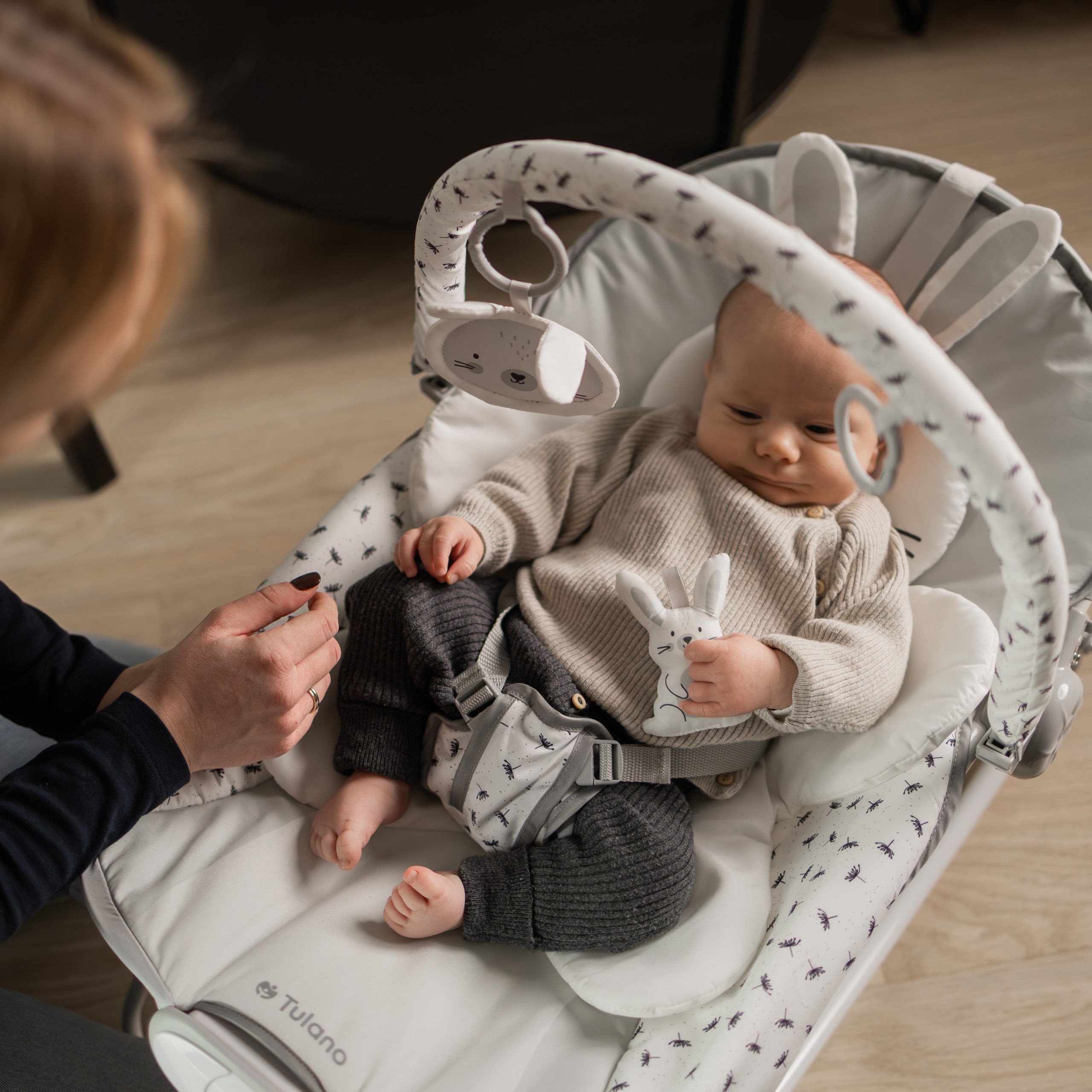 Wielofunkcyjny leżaczek-bujaczek dla dzieci