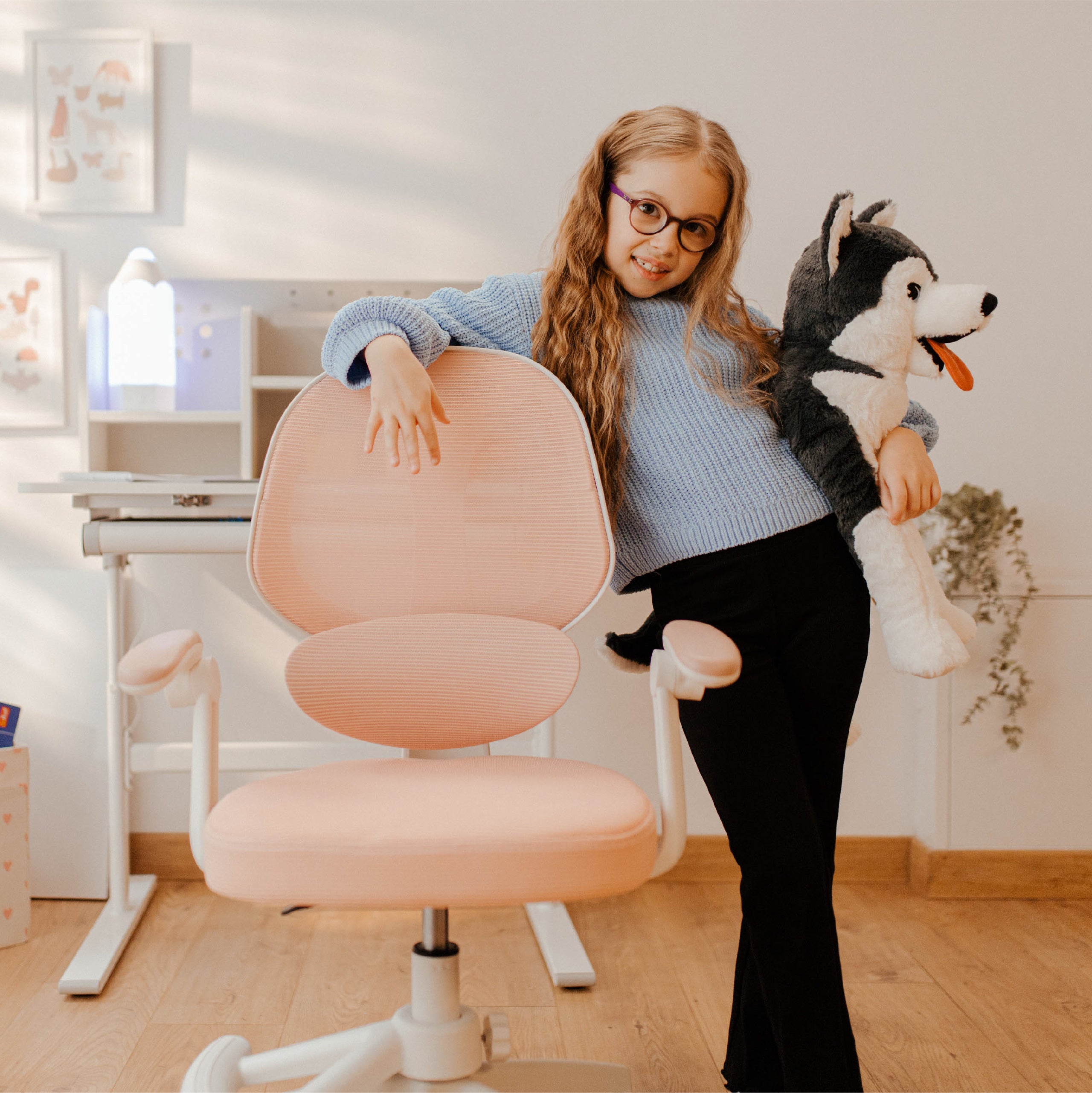 Fotel regulowany dla dziecka Mark Adler Junior 4.5 Pink