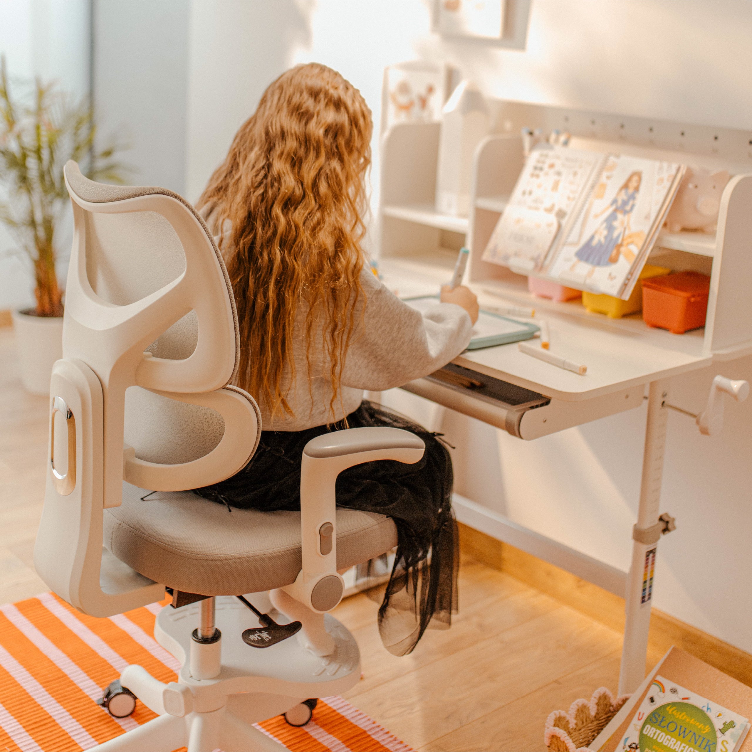 Fotel obrotowy Mark Adler Junior 5.3 Grey