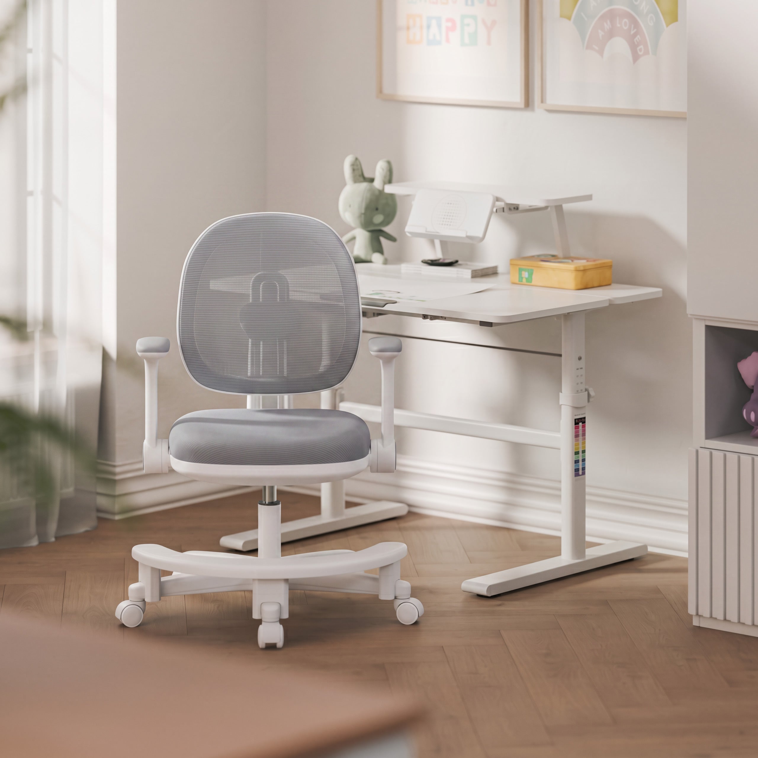 OUTLET Ergonomiczny fotel do biurka dla dziecka Mark Adler Junior 3.6 Grey