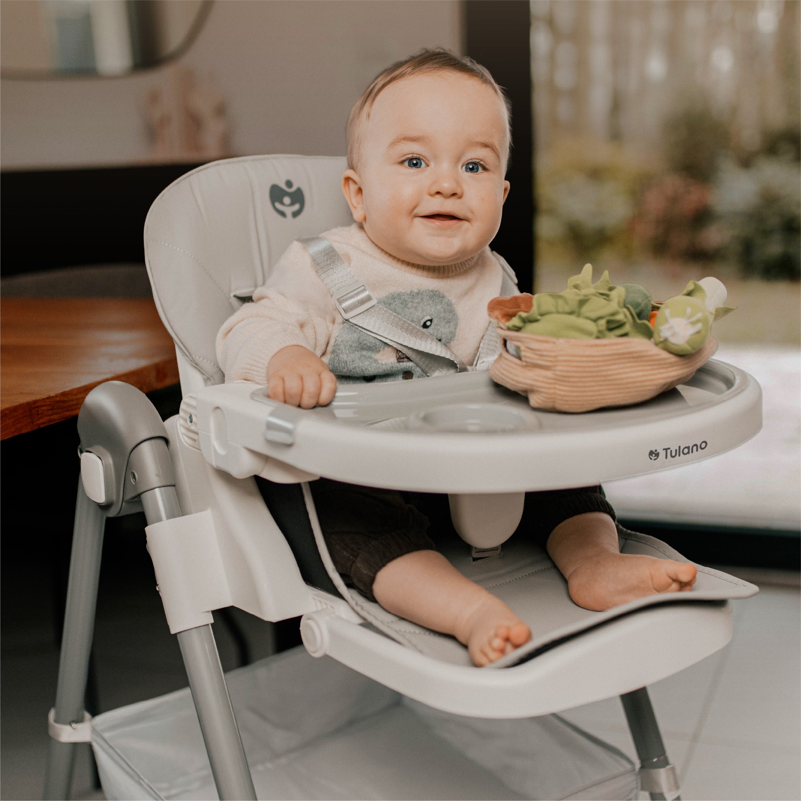 Regulowany podnóżek dla ergonomicznego wsparcia