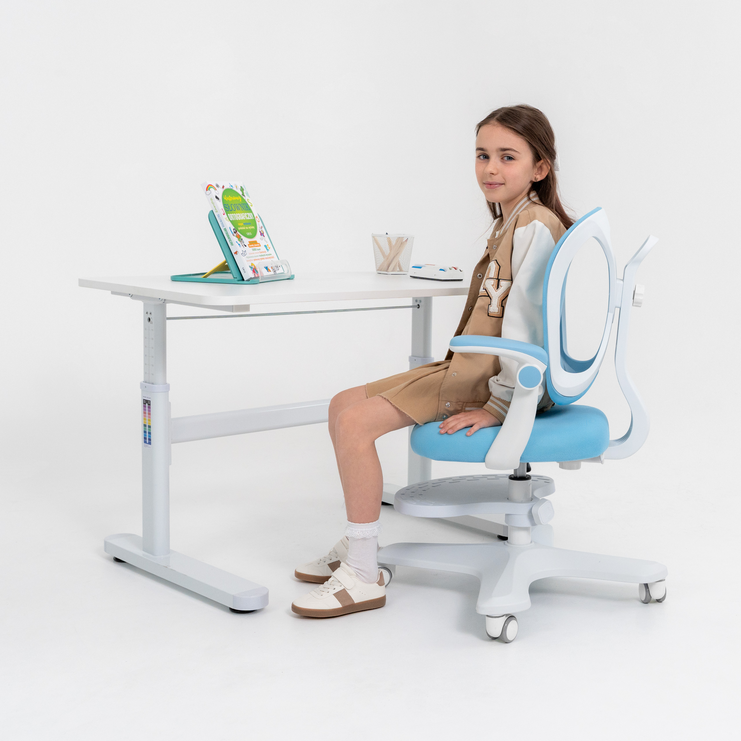 Aranżacja fotel Junior 4.6