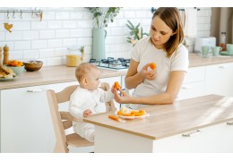 Krzesło do karmienia dziecka – jakie wybrać przy rozszerzaniu diety?